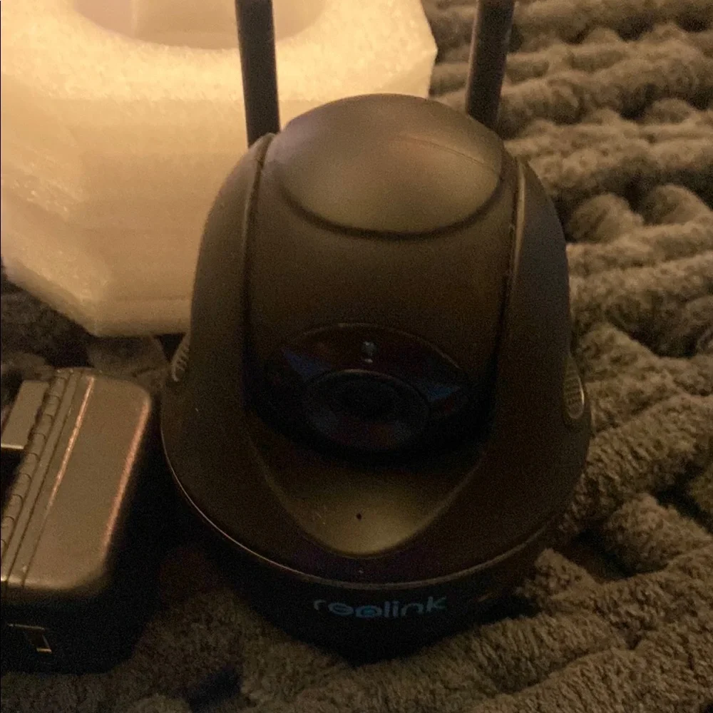 Link C1 Pro Black Indoor Security Camera